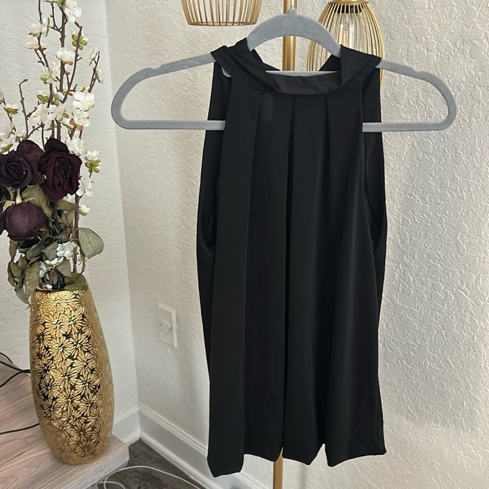Black Top 🌼 Small